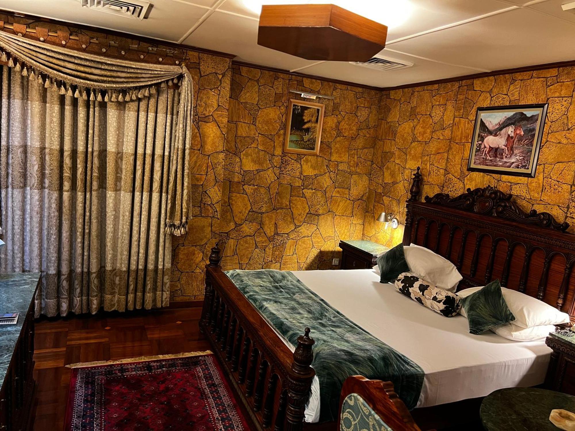 Hotel Galaxy Карачи Экстерьер фото